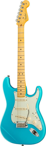 AM Pro II Strat MN MB LFender E-Gitarren