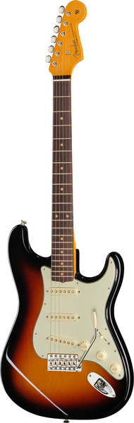 Fender AV II 65 Strat RW

Farbe: Sonic Blue